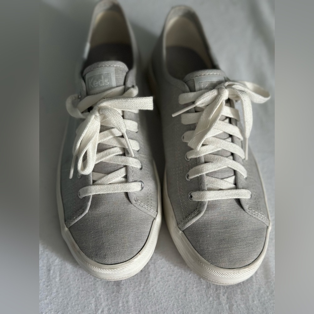 Keds Women Kickstart tennis shoes with Dream foam insole sz 7.5